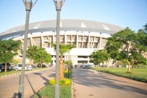 Zambia 2025, Stadio Nazionale a Lusaka con giardini e palme – Viaggi Over 55